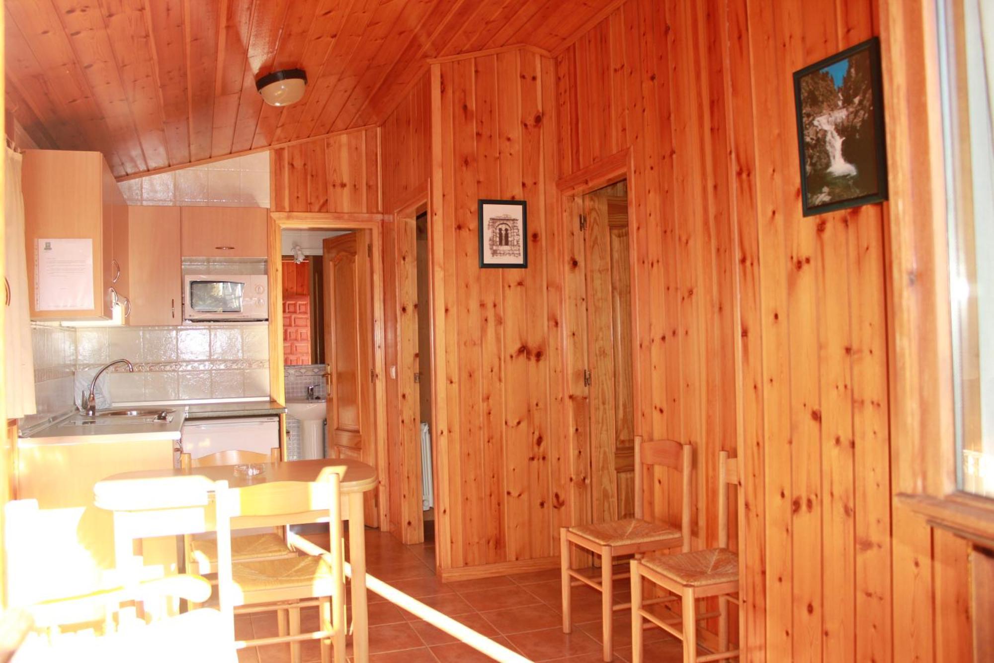 Camping Valle de Tena Sabiñánigo Eksteriør bilde