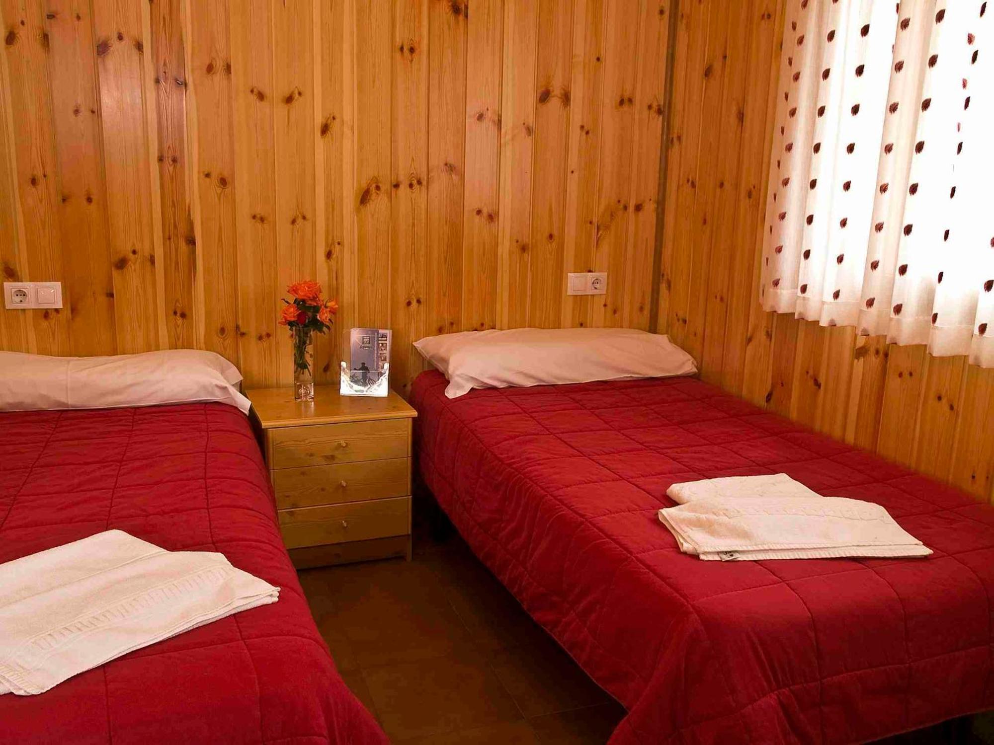Camping Valle de Tena Sabiñánigo Eksteriør bilde